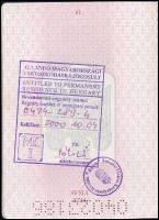 2000 Román útlevél, állandó magyarországi tartózkodási bejegyzéssel