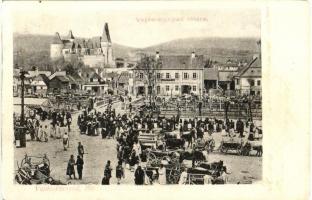 Vajdahunyad, Hunedoara; Fő tér, piac árusokkal / main square, market with vendors