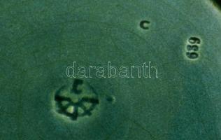 Körmöcbányai szecessziós dísztányér, mázas kerámia, jelzett, kis kopásokkal, máz alatti hajszálreped...