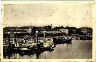 Komárom, Komárno; Duna és kikötő, gőzhajók / port, steamships 1938 Komárom visszatért So. Stpl