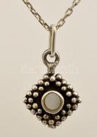 Ezüst(Ag) lánc holdköves medállal, jelzett, h: 44 cm, 3,2 g