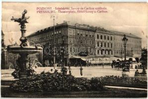Pozsony, Pressburg, Bratislava; Színház tér, Savoy és Carlton szálloda, szökőkút / square, hotel, fountain