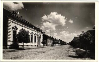 Rimaszombat, Rimavska Sobota; Koháry utca, Polgári kör / street, citizen's society