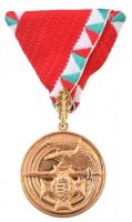1992. Szolgálati Jel (érdem után) I. osztálya aranyozott tombak kitüntetés szalagon T:1- Hungary 1992. Distinction for Service (for Merit), 1st Grade gilt decoration with ribbon C:AU NMK 785.