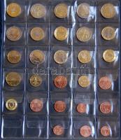 Nagy Euro-gyűjtemény, 176klf db, benne emlékérmek, sok jobbal, többek között Finnország, San Marino, Vatikán, Monakó T:1 Euro gyűrűs albumban és albumlapokon.