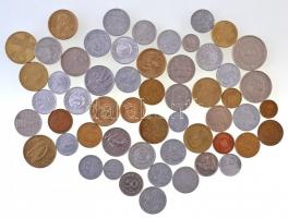 56db-os vegyes magyar és külföldi fémpénz tétel, közte NSZK 1974J 2M; 1979F 5M T:vegyes 56pcs of various metal coins, including FRG 1974J 2 Mark; 1979F 5 Mark C:mixed