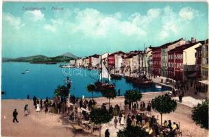 Mali Losinj, Lussinpiccolo; Piazza / square  (EK)