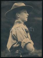 cca 1930-1944 Vegyes cserkész tétel, fotók, okmányok, 5 db