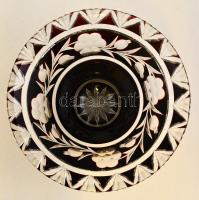 Ezüst ( Ag.) talpas kínáló, két rétegű csiszolt ólomkristály tetővel, nagyon apró csorbával, jelzett...