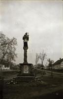 cca 1940 Budapest Szent Jobb körmenet és egyéb képek, 36 db városképes fotónegatív negatív tartóban