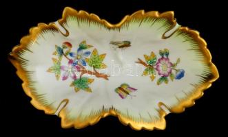 Herendi Viktória mintás leveles tálka, kézzel festett, jelzett, hibátlan, 15,5×8×4 cm