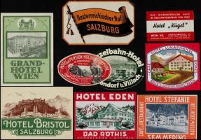 20 db különféle osztrák hotelcímke, köztük Art Deco