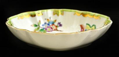 Herendi Viktória mintás tálka, kézzel festett, jelzett, kopott aranyozással, 14,5×12 cm