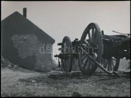 cca 1975 Gebhardt György (1910-1993) budapesti fotóművész hagyatékából 3 db vintage fénykép, az egyi...