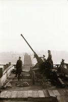 1944 Budapest, légvédelmi üteg a dunai vasúti híd védelmére, 2 db szabadon felhasználható vintage ne...