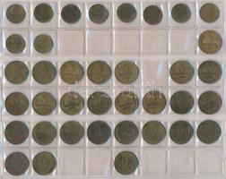 Szovjetunió ~118db-os vegyes kopejka tétel berakólapokon T:vegyes
Soviet Union ~118pcs of kopeks in...
