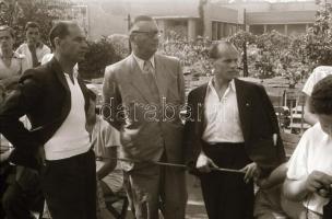 1948 Budapest, Városliget, kerékpár verseny, 41 db szabadon felhasználható vintage negatív, 24x36 mm