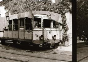 1990 Régi fogaskerekű kocsi felújítás előtti állapota, 30 db szabadon felhasználható vintage negatív...