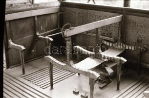 1990 Régi fogaskerekű kocsi felújítás előtti állapota, 30 db szabadon felhasználható vintage negatív...