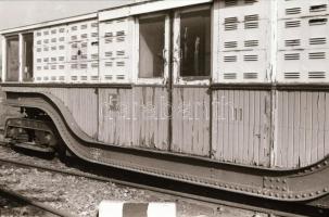 1983. október 19. A millenniumi földalatti régi szerelvényeiről készült felvétel sorozat, 33 db szab...