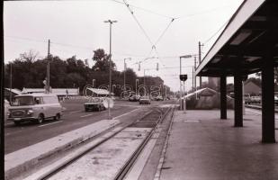 1984. október 2. Budapest, az 1-es villamos vonalán próbajárat, 32 db szabadon felhasználható vintag...