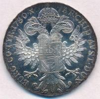 Ausztria 1780SF Tallér Ag "Mária Terézia" utánveret, dombornyomott műbőr tokban T:1- 
Aus...