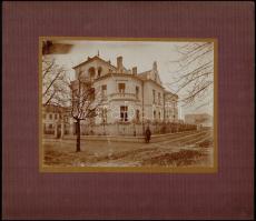 cca 1910 Nagyvárad, Seregély villa, Rulikovszky út, kartonra kasírozva, hátoldalán feliratozva, 17x23 cm
