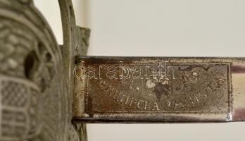 cca 1920 Szerb-Horvát-Szlovén Királyság tiszti díszkard. Gravírozott pengével, címerekkel. (Királysá...