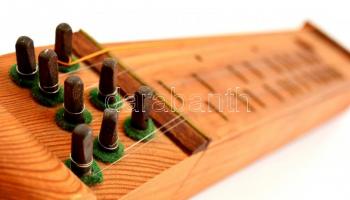 Citera gyerekek részére, jó állapotban, jelzett, h:46 cm