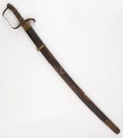 cca 1890 Gyalogsági szablya. Solingeni jelzéssel. Sérült bőr hüvellyel. Rézveretekkel. / Cavalry swo...