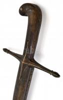 XVIII.-XIX sz. szablya. Kopott vésetekkel a pengén.. Enyhén sérült rézveretes bőr hüvellyel. / Turki...
