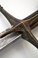 XVIII.-XIX sz. szablya. Kopott vésetekkel a pengén.. Enyhén sérült rézveretes bőr hüvellyel. / Turki...