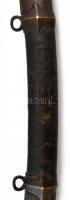 XVIII.-XIX sz. szablya. Kopott vésetekkel a pengén.. Enyhén sérült rézveretes bőr hüvellyel. / Turki...