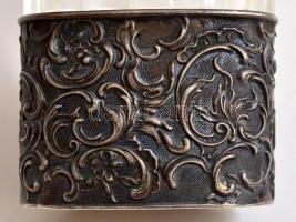 Ezüst ( Ag.) borítású szecessziós parfümös üveg, jelzett, csiszolt üveggel, kupakon horpadással, m:1...