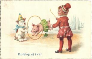 Boldog Újévet! / New Year greeting art postcard with circus dog and pig. litho (EK)