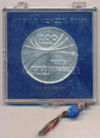 1975. 200Ft Ag "Magyar Tudományos Akadémia" eredeti, plombált MNB plasztik tokban T:BU
Ad...