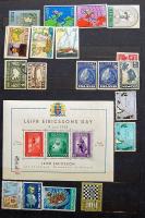 Térképek motívumgyűjtemény az egész világból, 5 berakóban / Maps thematic collection whole world, in...