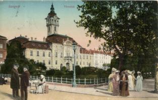 Szeged, városháza, piaci árus asszony