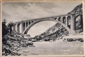 cca 1925 Gorizia 19 képet tartalmazó leporelló / Gorizia Leporello with 19 images. 11x15 cm