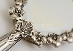 Ezüst(Ag) kézi tükör, csiszolt üveggel, h: 15,5 cm, bruttó: 67 g