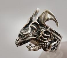Ezüst(Ag) kínai sárkányos gyűrű, jelzett, méret: 62, nettó: 16,4 g