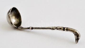 Ezüst(Ag) figurális fűszeres kanál, jelzett, h: 5,5 cm, nettó: 5,4 g