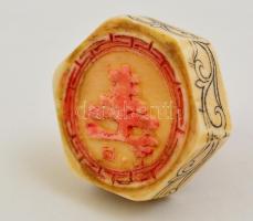 Kínai pecsétnyomó, faragott csont / Chinese seal maker carved bone d: 3,5 cm