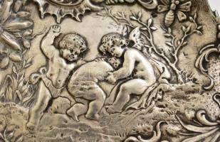 Antik ezüst(Ag) tálka, puttós jelenettel, jelzett, d: 12 cm, nettó: 67,1 g