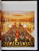 Ludwig Schubert, Rolf Seelmann-Eggebert: Európa királyi házai. Fordította: Orosz Magdolna. Bp., 1992...