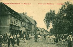 Szászsebes, Mühlbach, Sebes; Nagy piac, Josef Baumann üzlete, árusok. W. L. 1659. / Marktplatz / market, shops, vendors (EK)