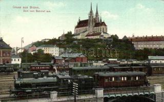 Brno, Brünn; Dom vom Bahnhof aus / railway station with locomotive and trains