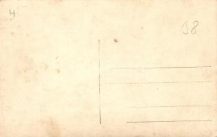 SMS Monarch osztrák-magyar Monarch-osztályú partvédő csatahajó matrózainak csoportképe egy 1916-os h...