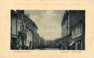 Brassó, Kronstadt, Brasov; Kapu utca, Brassói Lapok, Grünfeld Vilmos, Szegedy L., Bodendorf cukrász üzletei, útépítés. W. L. Bp. 6844. / Purzen-Gasse / street view, shops, road construction (EK)