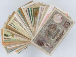 54db-os vegyes külföldi bankjegy tétel, közte több érdekes darabbal T:III,III-
54pcs of various ban...